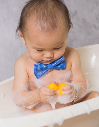 baby bath bubbles rubber duck