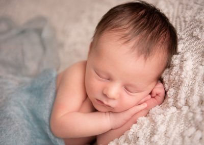 newborn baby white blanket photo